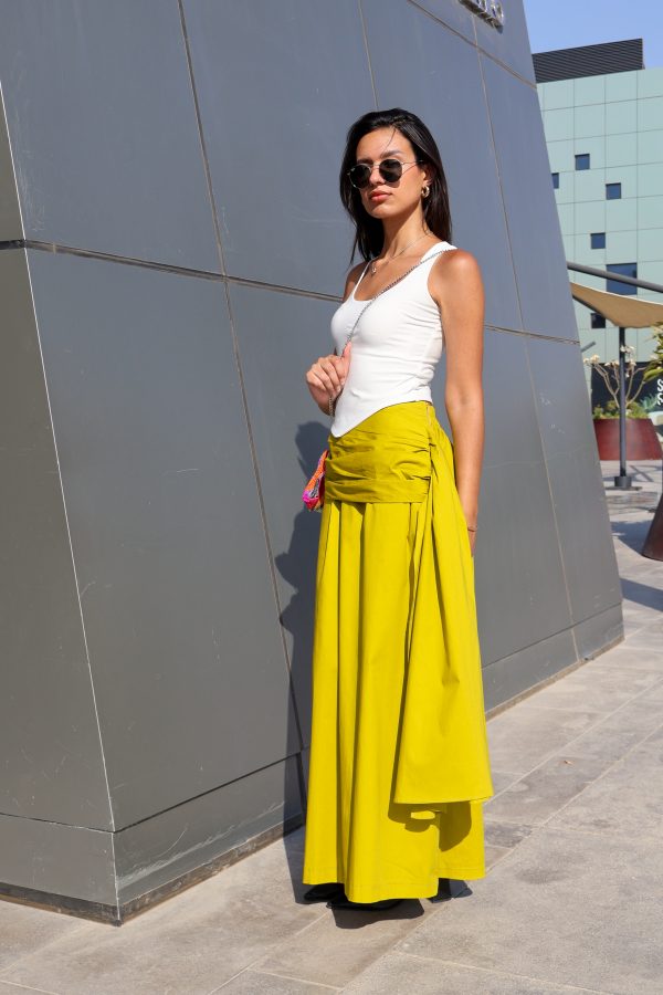 Ruffles Skirt in Lime