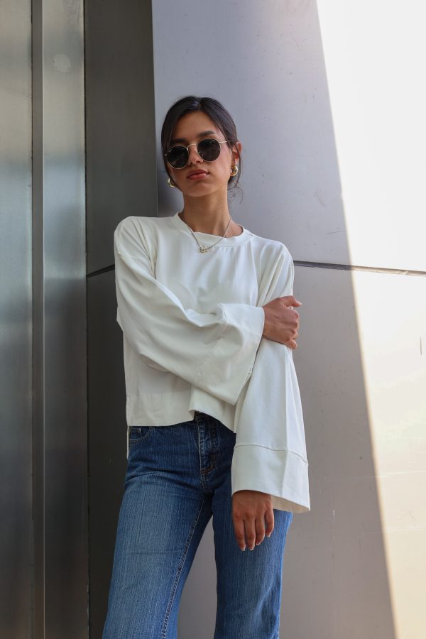 Cropped Basic in White - Image 5