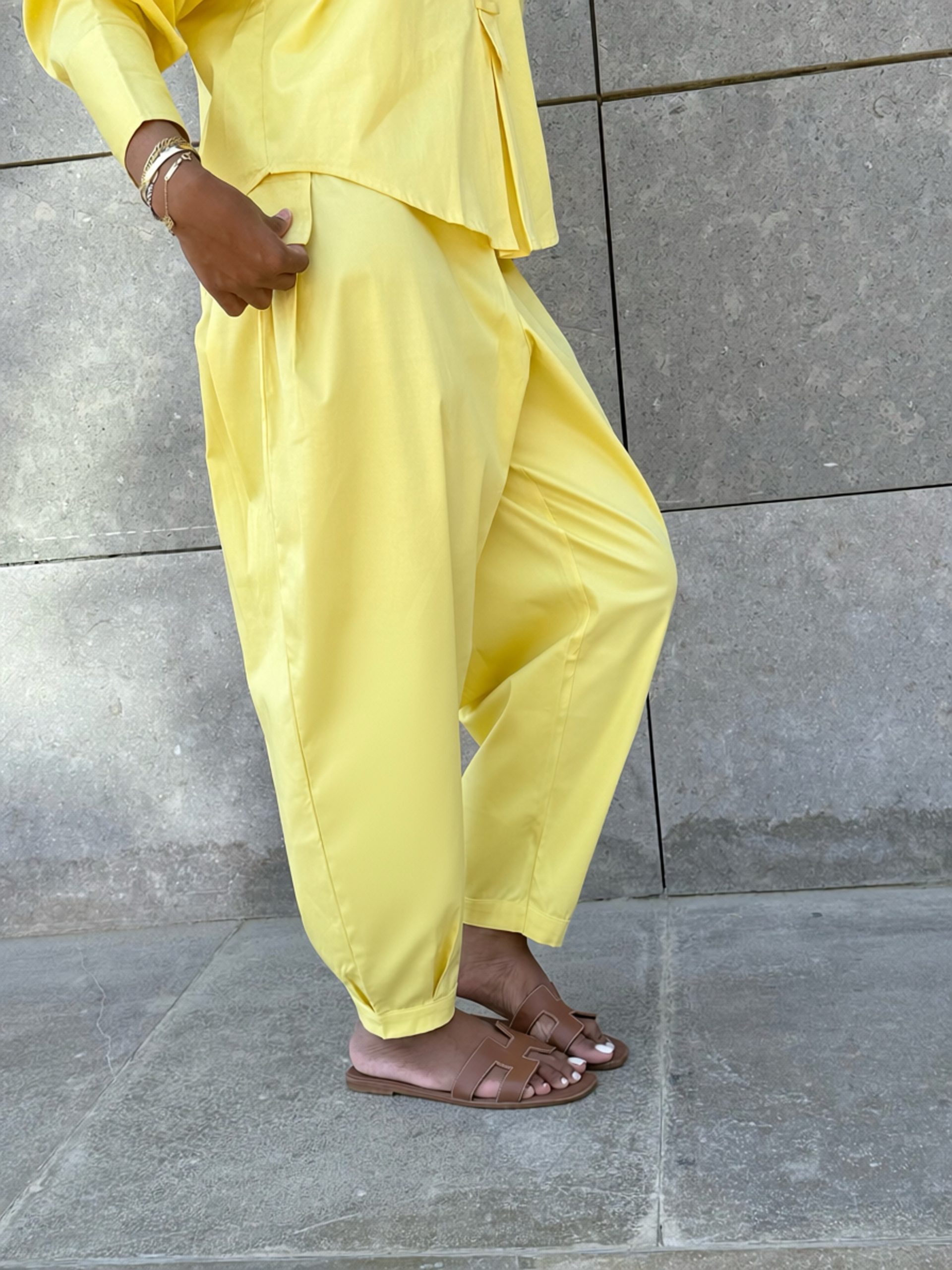 Oasis Set in Butter Yellow - Image 2