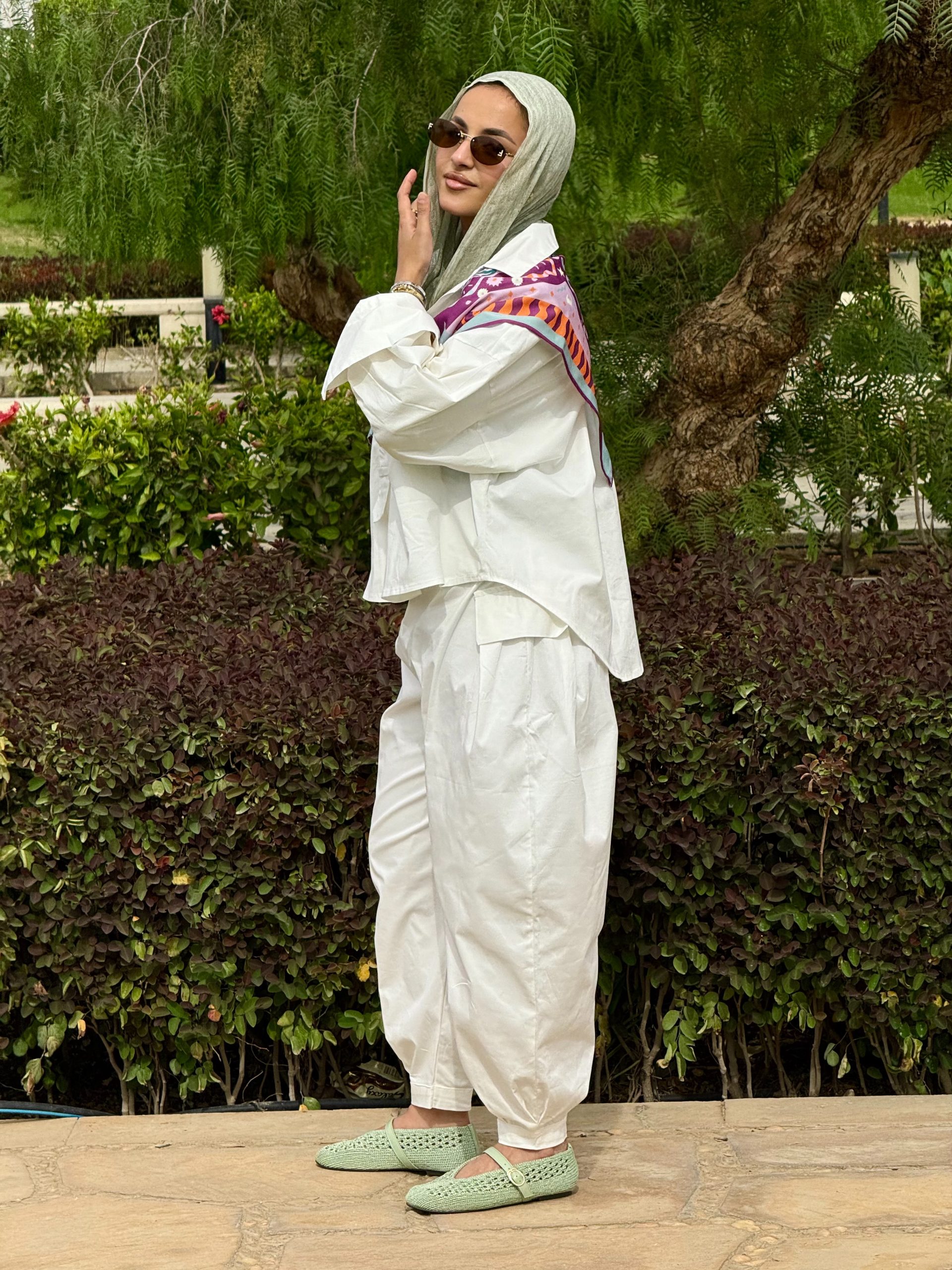 Oasis Set in White - Image 2