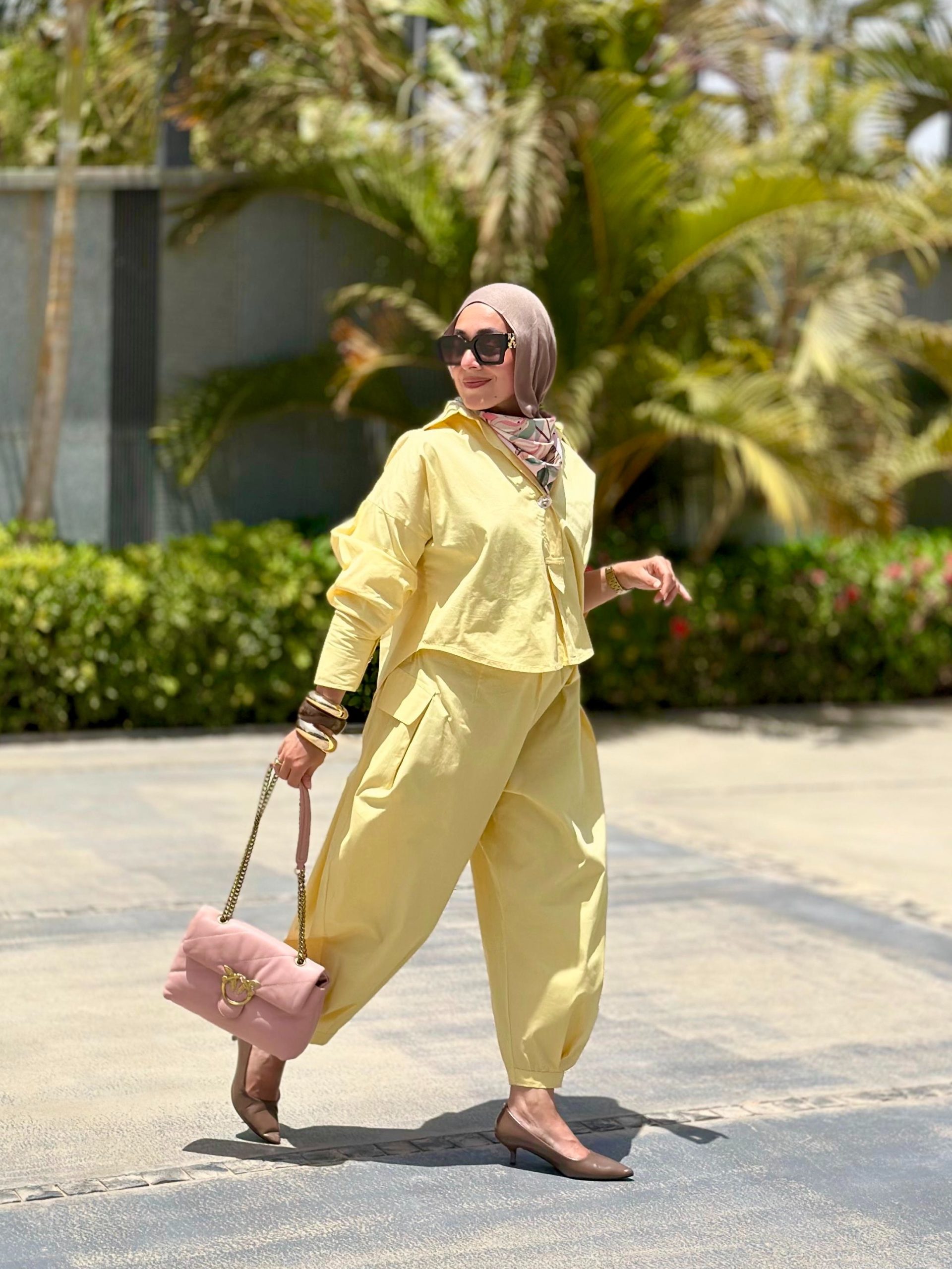 Oasis Set in Butter Yellow